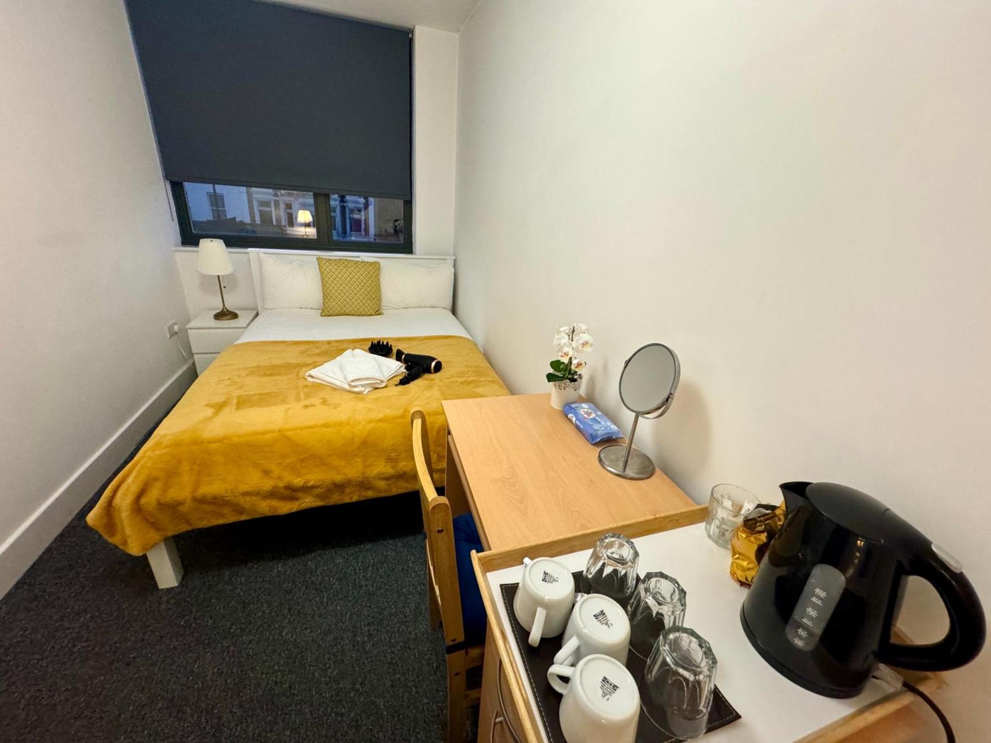 Cosmopolitan Comfort Private Bedrooms In Euston 106 Лондон Екстериор снимка