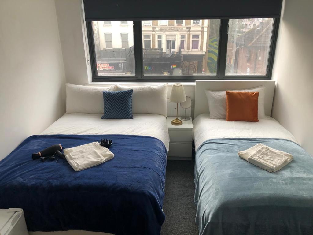 Cosmopolitan Comfort Private Bedrooms In Euston 106 Лондон Екстериор снимка