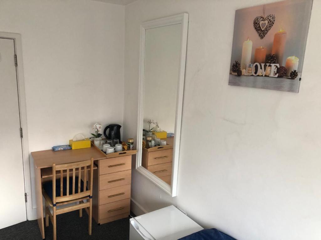 Cosmopolitan Comfort Private Bedrooms In Euston 106 Лондон Екстериор снимка