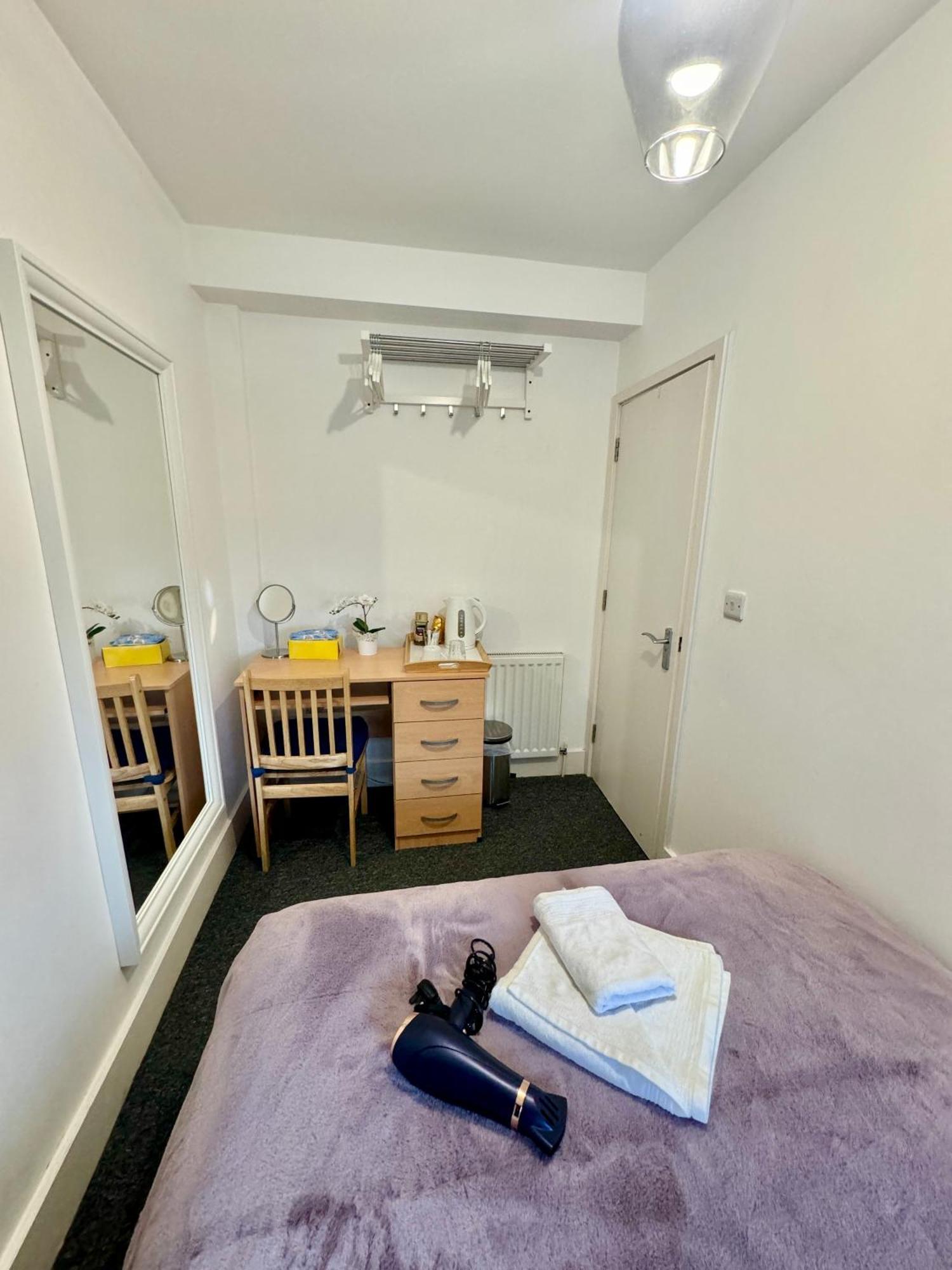Cosmopolitan Comfort Private Bedrooms In Euston 106 Лондон Екстериор снимка