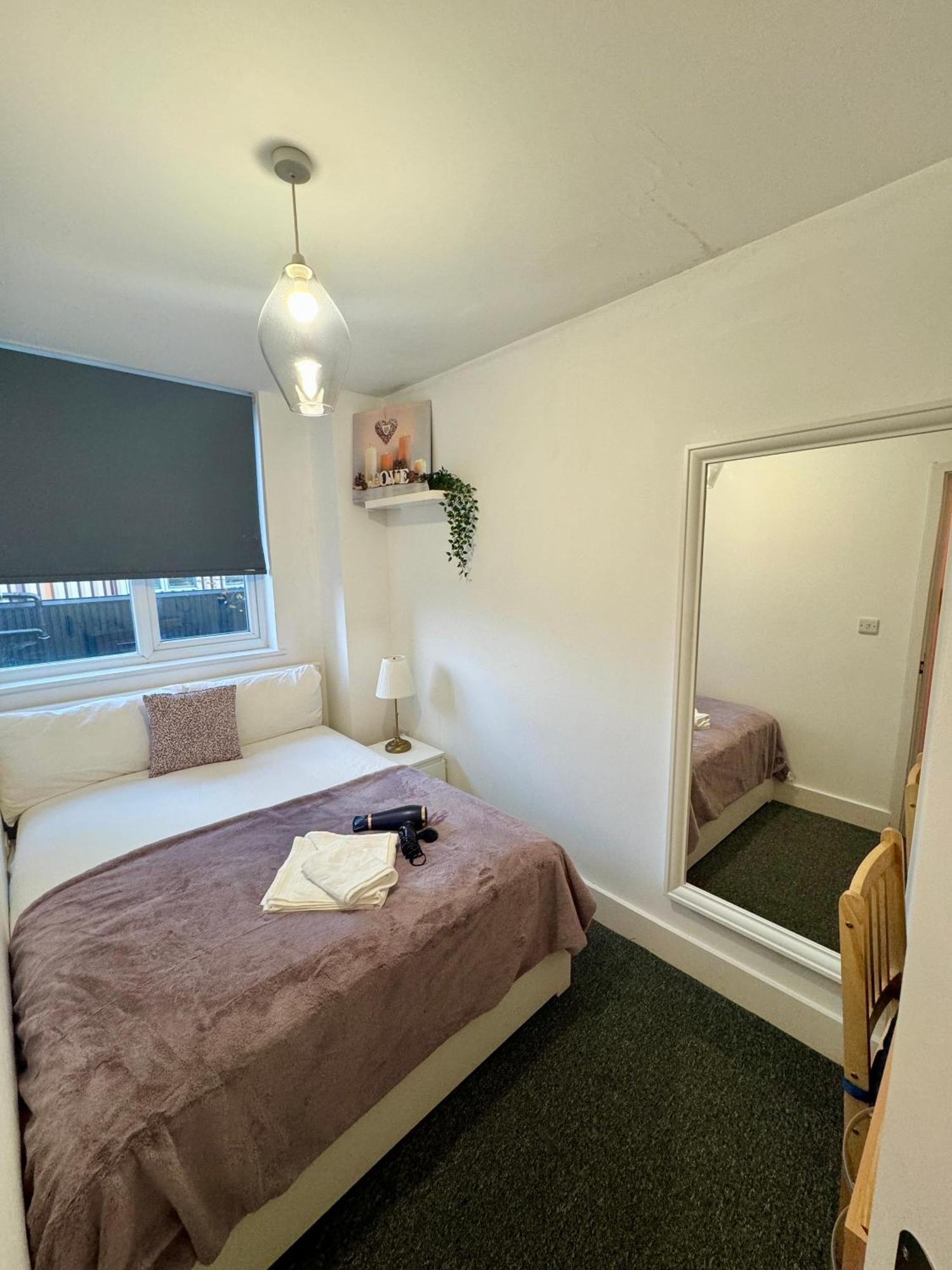 Cosmopolitan Comfort Private Bedrooms In Euston 106 Лондон Екстериор снимка