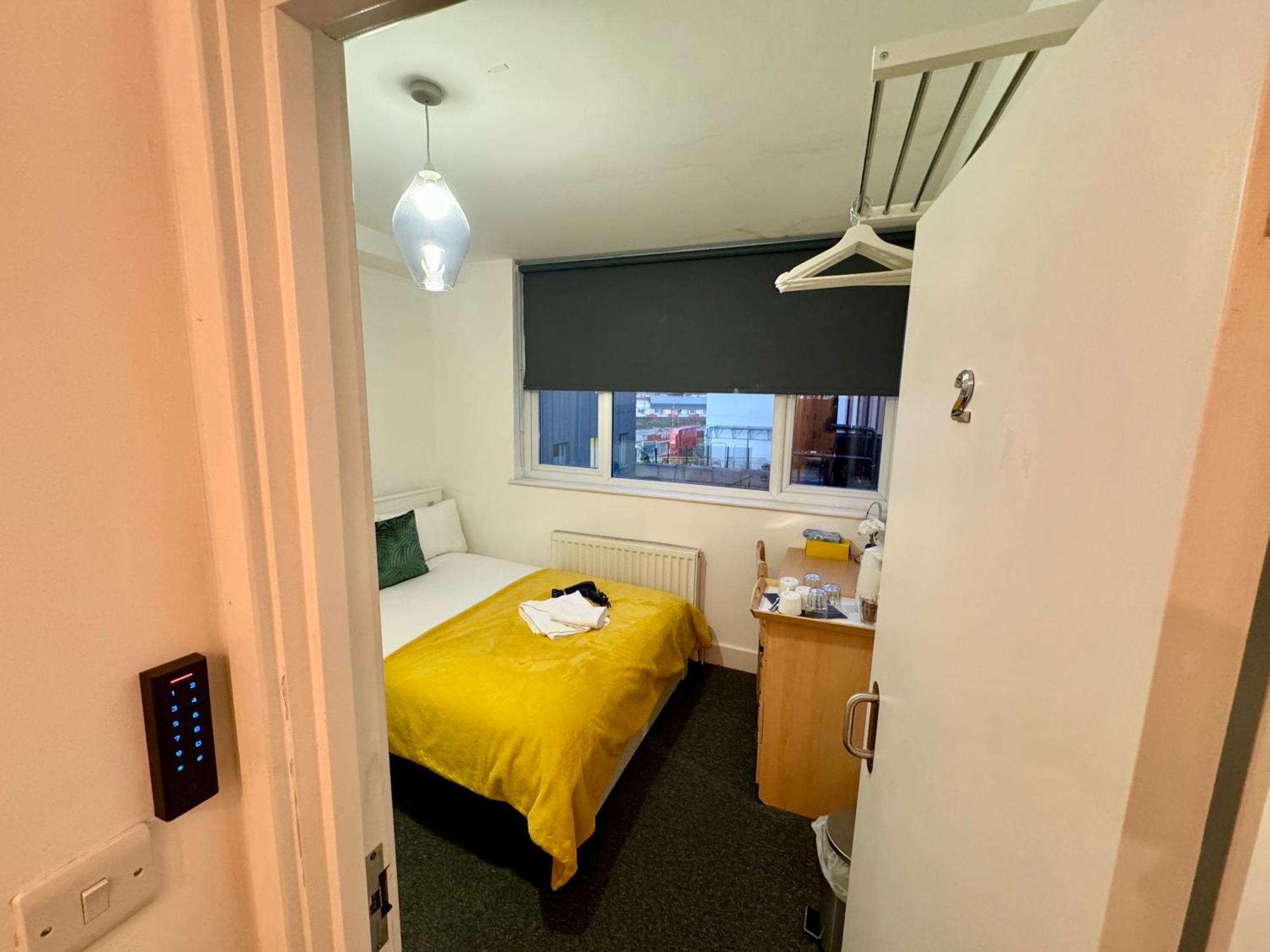 Cosmopolitan Comfort Private Bedrooms In Euston 106 Лондон Екстериор снимка