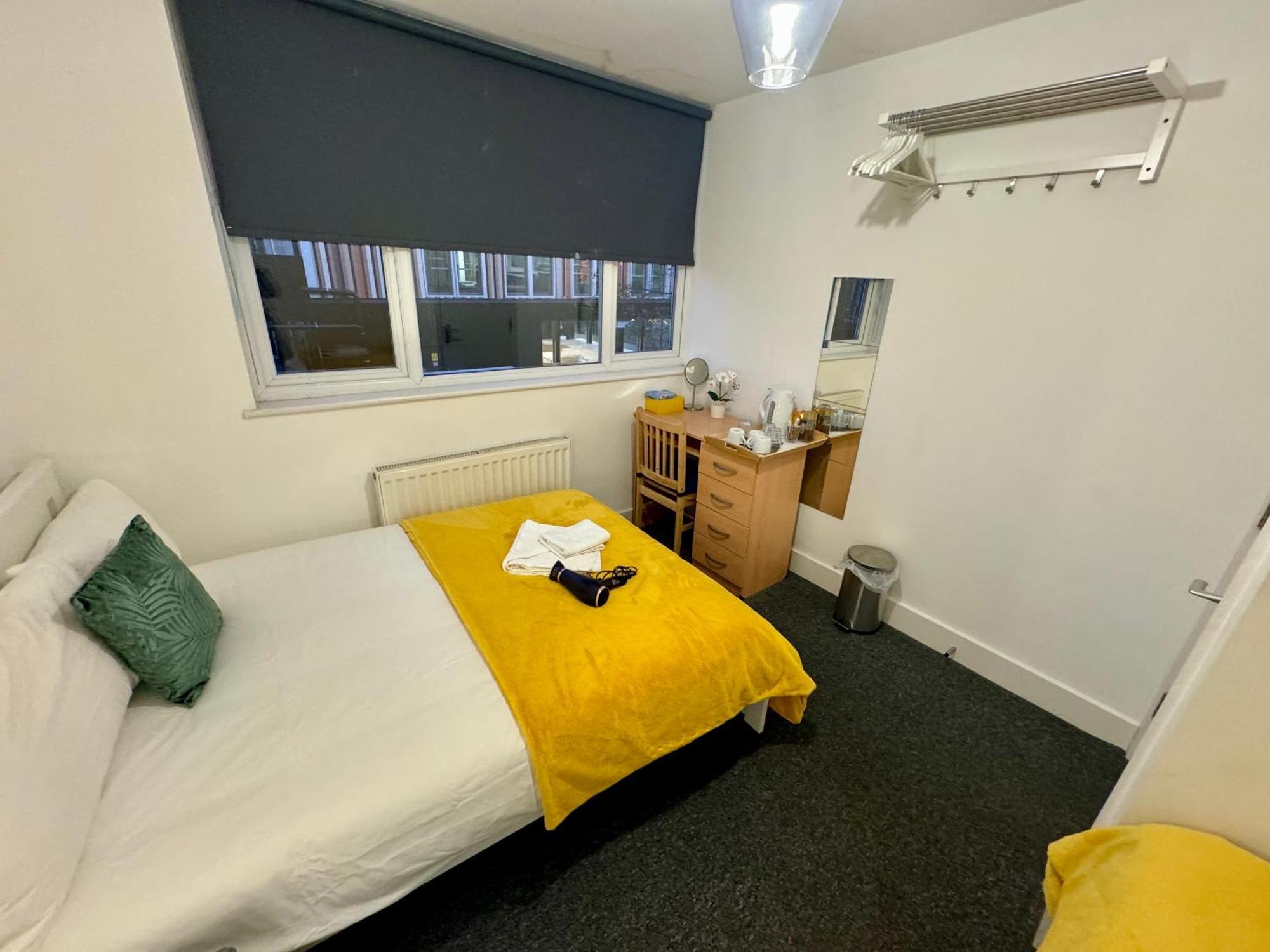 Cosmopolitan Comfort Private Bedrooms In Euston 106 Лондон Екстериор снимка